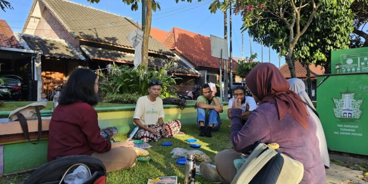 Kader Partai Hijau Indonesia Rayakan Hari Bumi Lewat Diskusi Kritis dan Pertemuan Komunitas